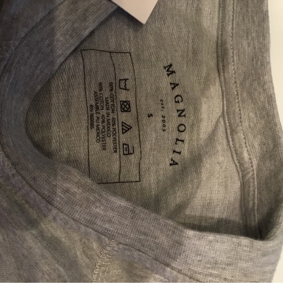 Magnolia Waco Texas sweatshirt size small - Picture 6 of 6